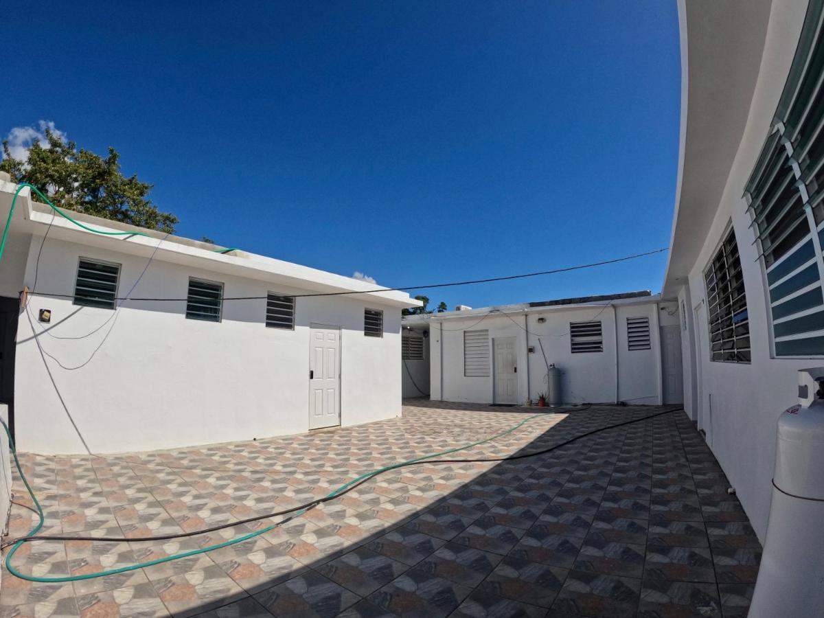 Wifi, Workspace , Perfect Location & Parking Ponce Buitenkant foto