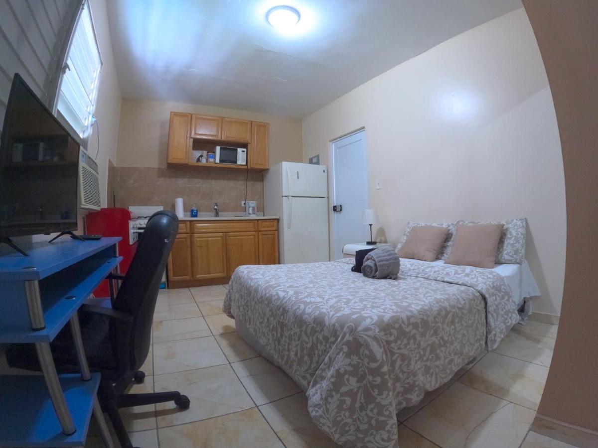 Wifi, Workspace , Perfect Location & Parking Ponce Buitenkant foto